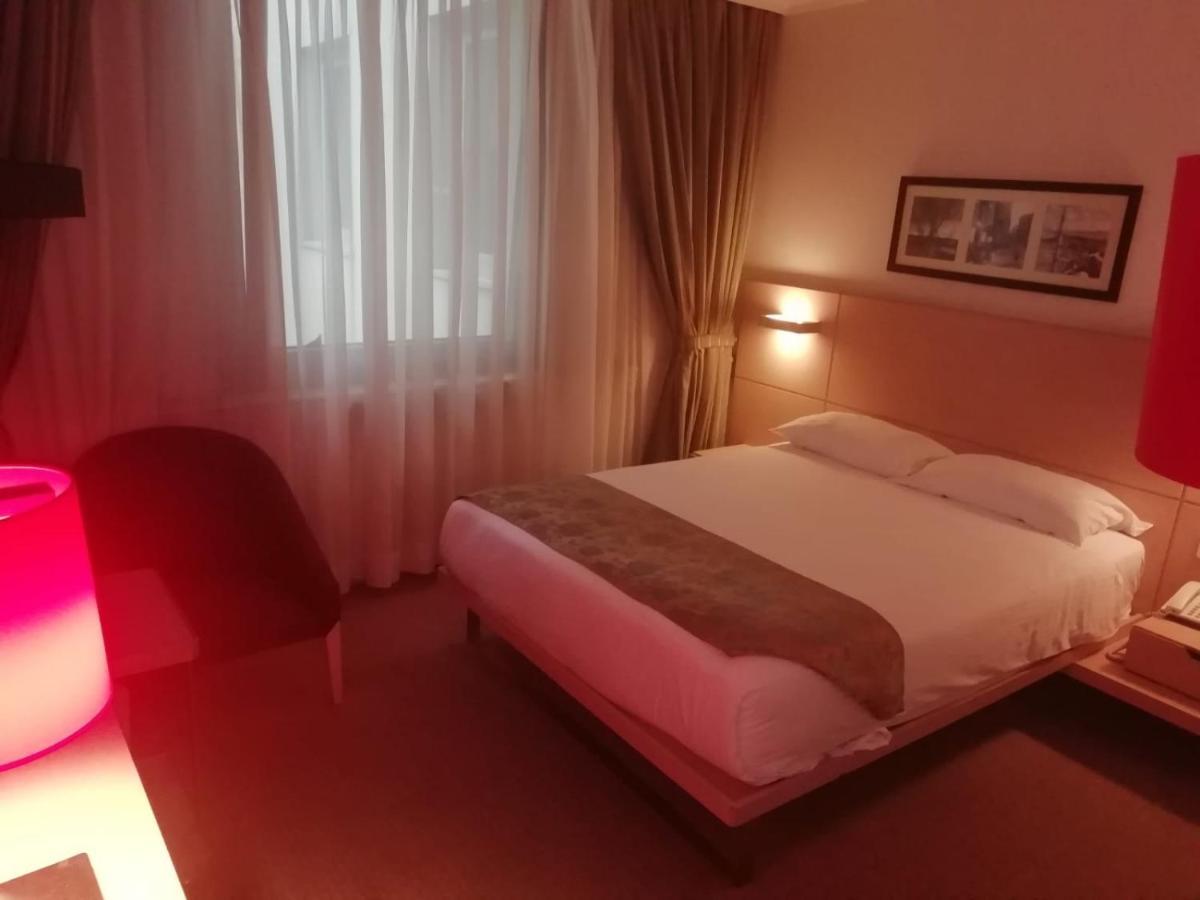 Eresin Hotels Taxim & Premier Istanbul Exterior photo