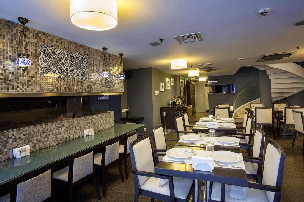 Eresin Hotels Taxim & Premier Istanbul Restaurant photo