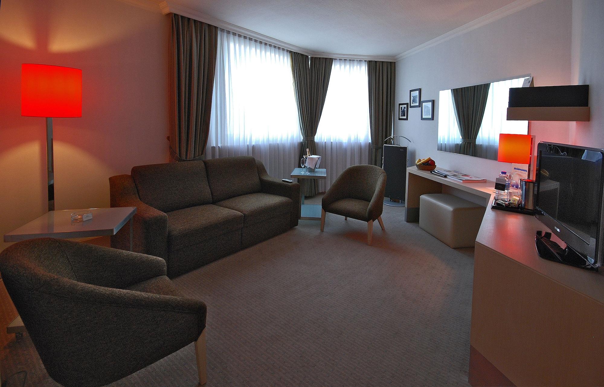 Eresin Hotels Taxim & Premier Istanbul Exterior photo