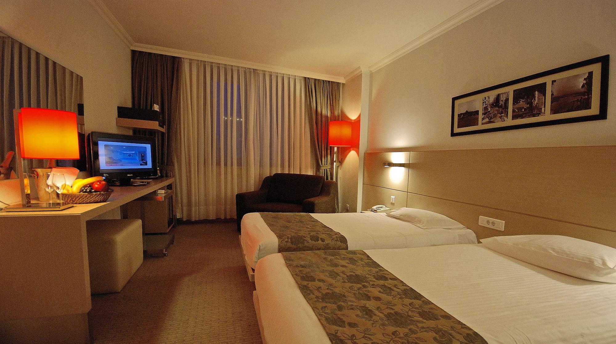 Eresin Hotels Taxim & Premier Istanbul Exterior photo